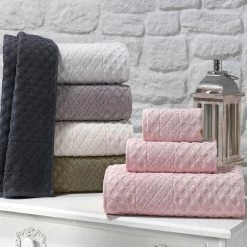 Enchante Home Glossy Turkish Cotton 4 pcs Hand Towels -Enchante Home Shop bb2bfff5bbe74446b561779a8e2171ab c126a0e6 605f 43a4 a625 f10423135e53 1080x