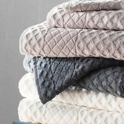 Enchante Home Glossy Turkish Cotton 4 pcs Hand Towels -Enchante Home Shop f834a7893e184a43a3cb462e11b018a3 a7ebb687 e730 46c8 aea4 d218e09f9376 1080x